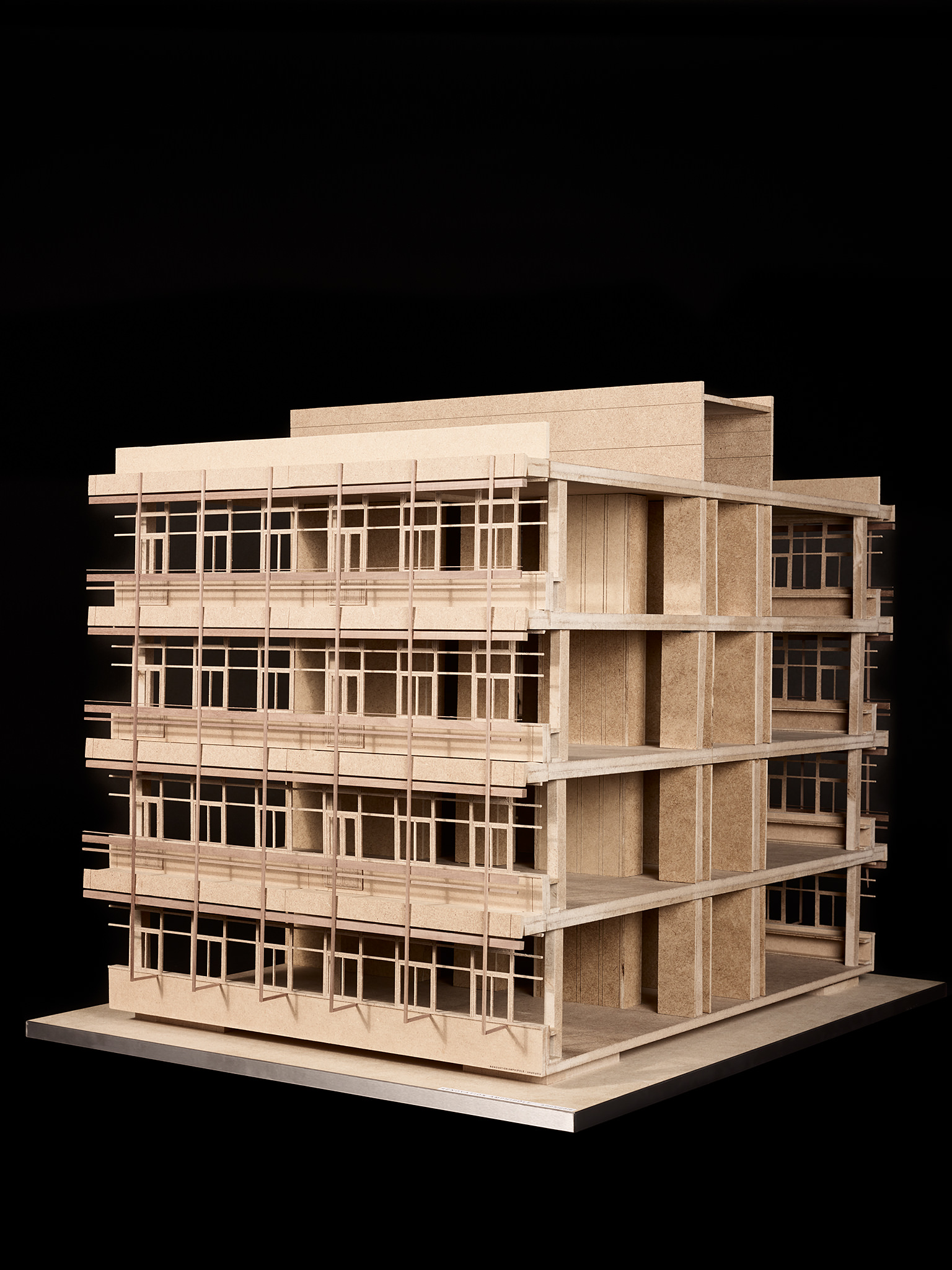 Maquettes Concours Renovation Amphipôle